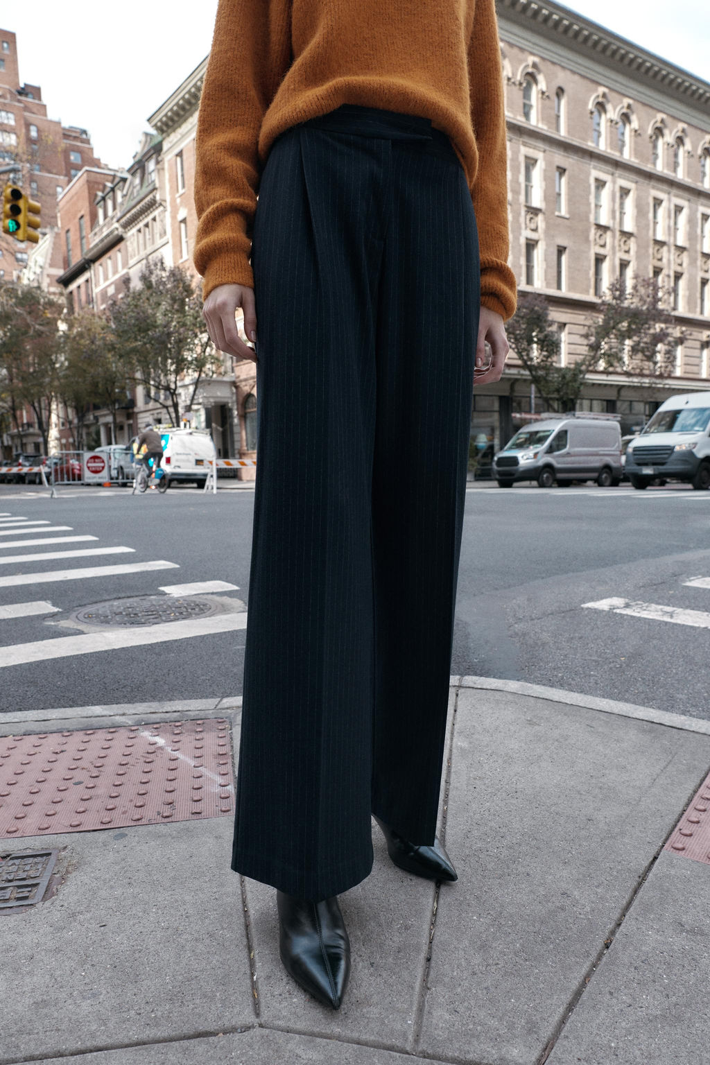 HIGH-WAIST WIDE-LEG TROUSERS - Zara фото 13