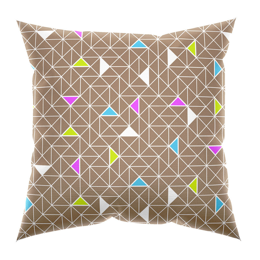 Наволочка 70х70см "Треугольники, беж", с клапаном-запахом, бязь "Комфорт" 121г/м2, хлопок 100%, упаковка "классическая" пакет ПВД 14,5х23см, еврослот, "Домашняя мода" (Россия)