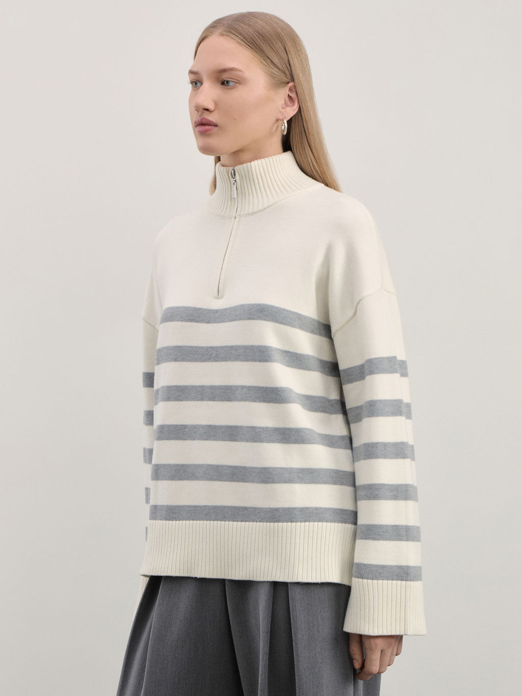 Джемпер на молнии в полоску / Zarina  фото 4