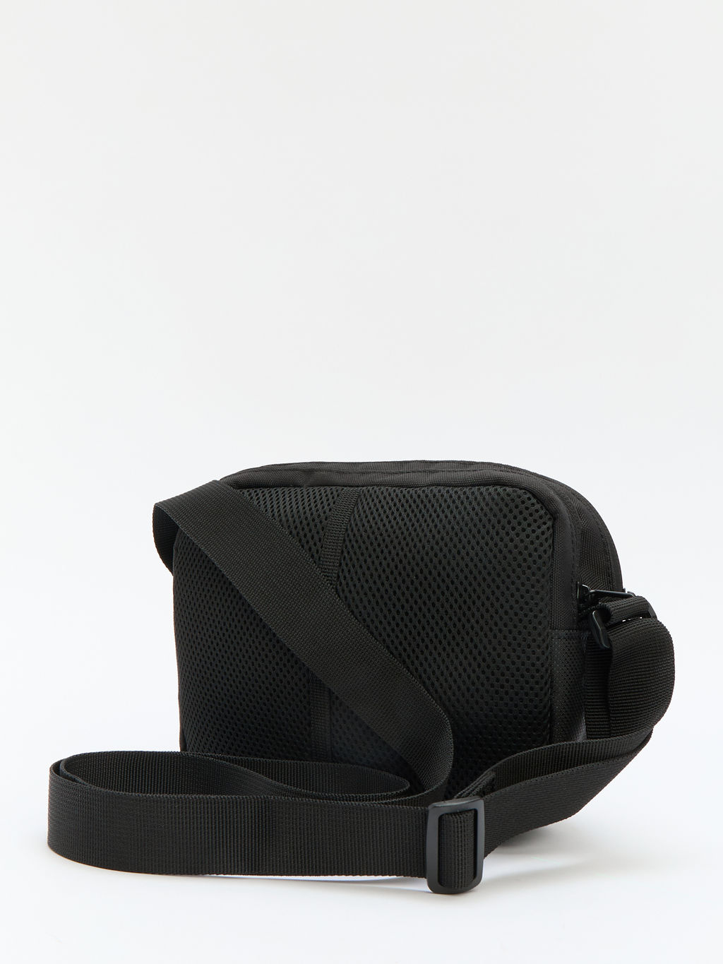Сумка через плечо PUMA ESSENTIALS Crossbody Bag Артикул 4301793, черный