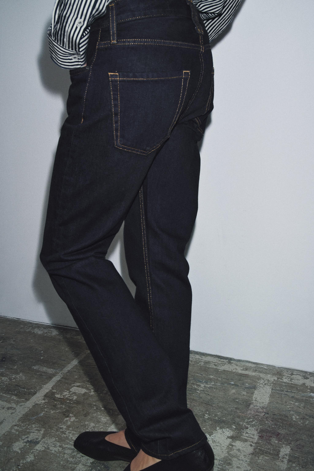 ZW COLLECTION FULL LENGTH MID-WAIST JEANS - Zara фото 3