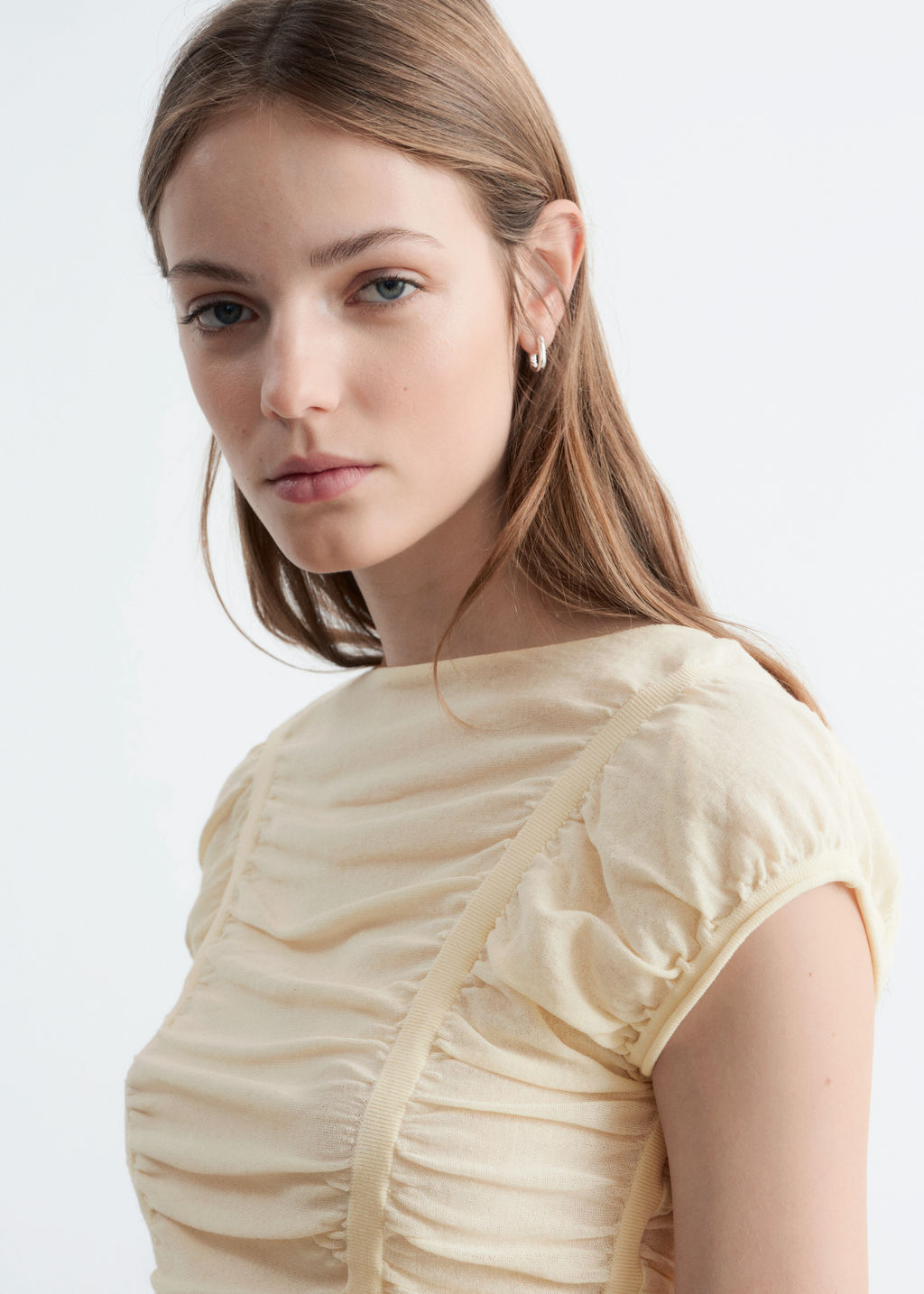 Top fruncido de manga corta - H&m фото 7