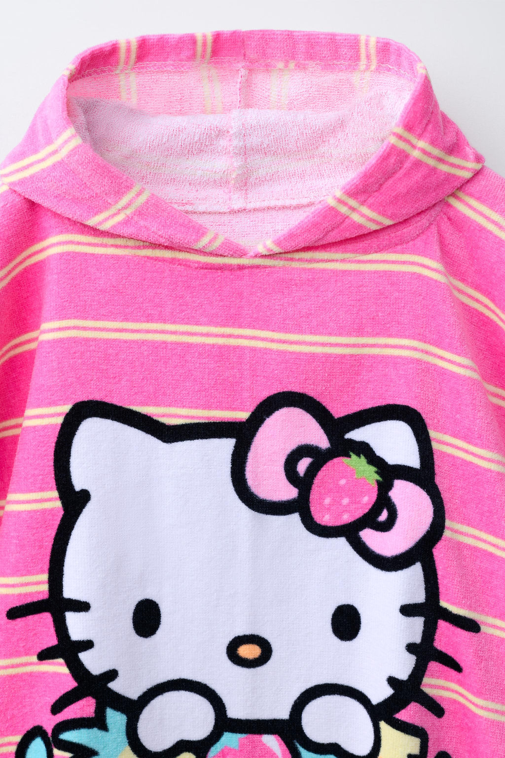PONCHO TOALLA HELLO KITTY SANRIO / Fucsia - Zara фото 3