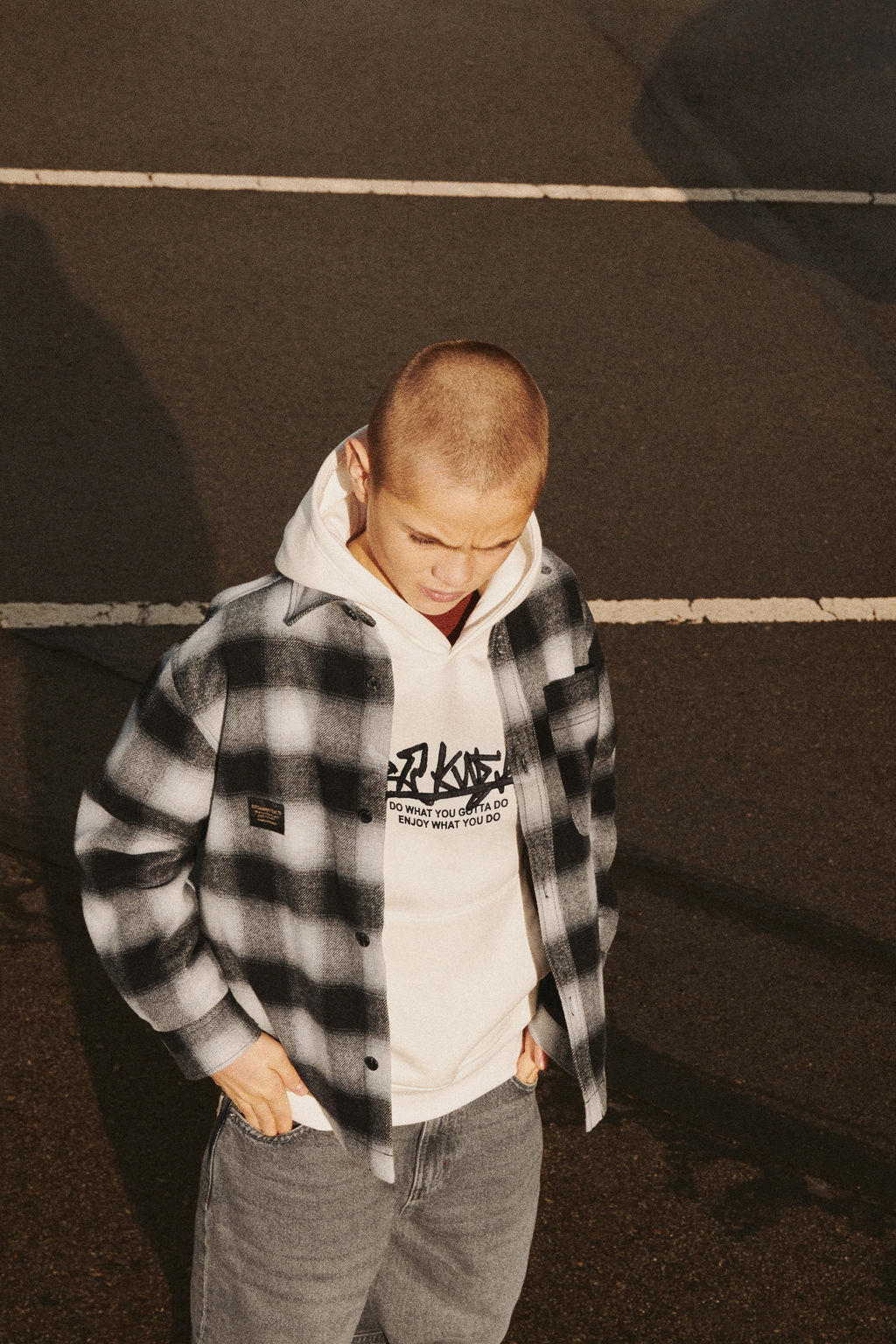 EMBROIDERED SLOGAN HOODIE - Zara фото 7