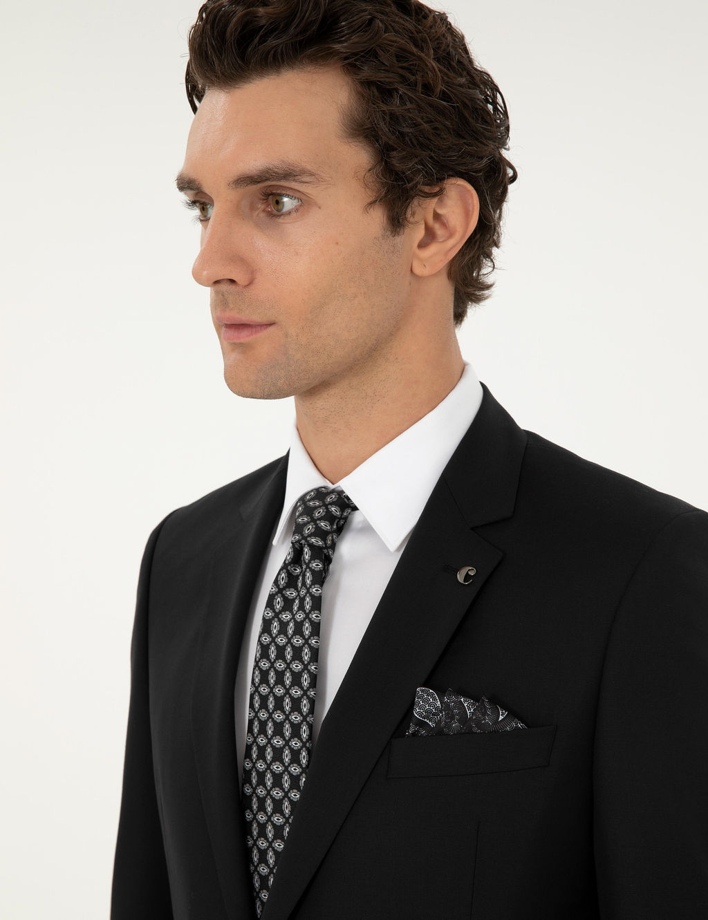 Черный костюм узкого кроя - Cacharel фото 2