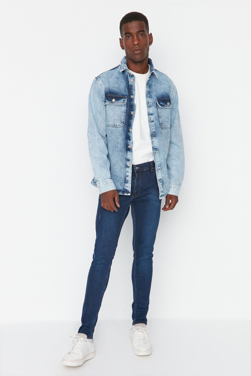 TRENDYOL MAN Indigo Skinny Esnek Kumas Dar Kesim T?rnakl? Kot Pantolon Jeans TMNSS20JE0331