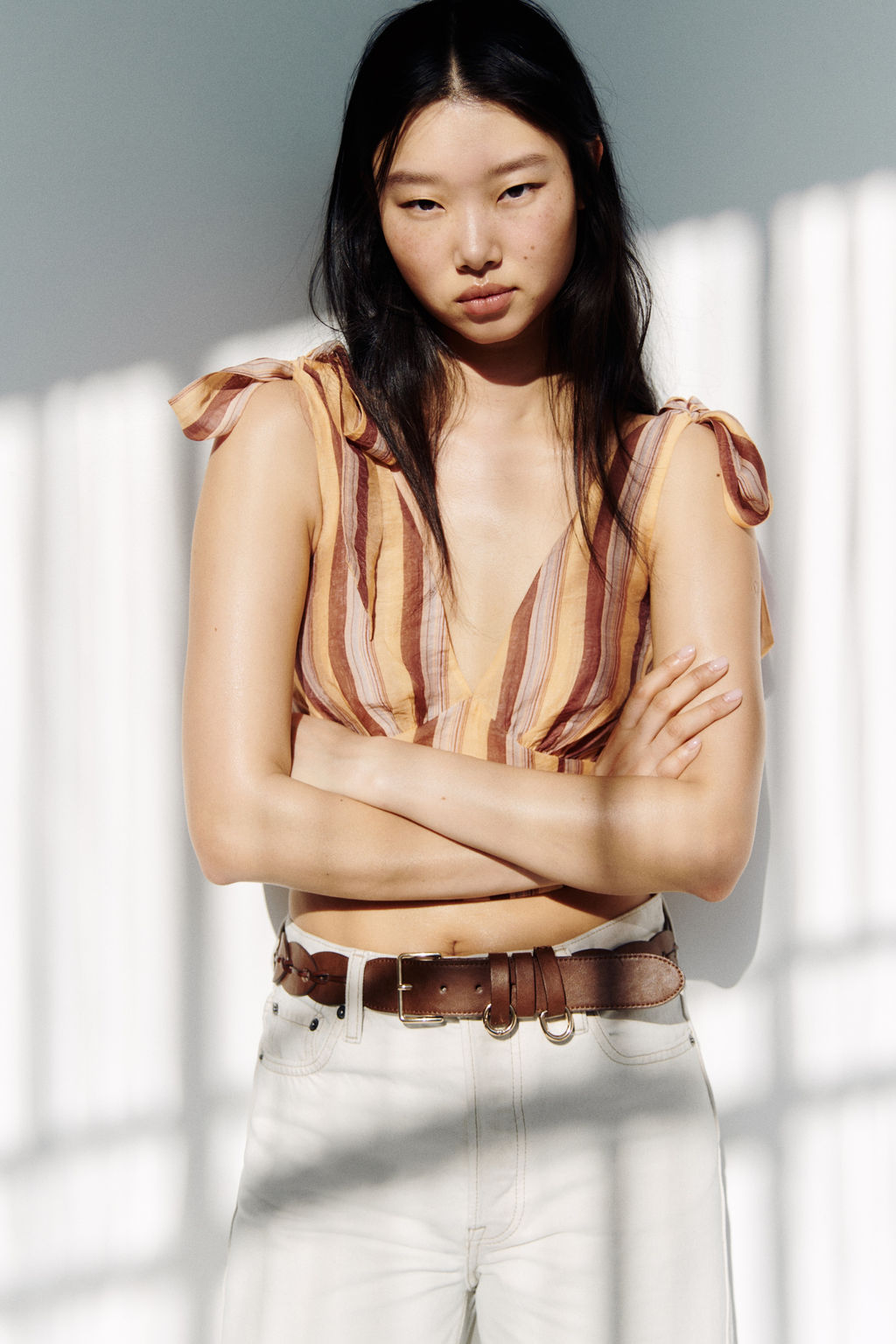 Top cropped con tirantes de lazo - H&m фото 4