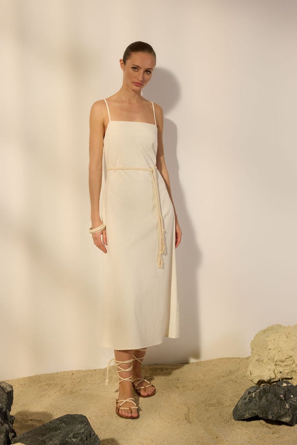 Trendyolmilla Beyaz Kusakl? Keten Kar?s?ml? A Kesim Midi Dokuma Elbise TWOSS25EL00650  фото 10