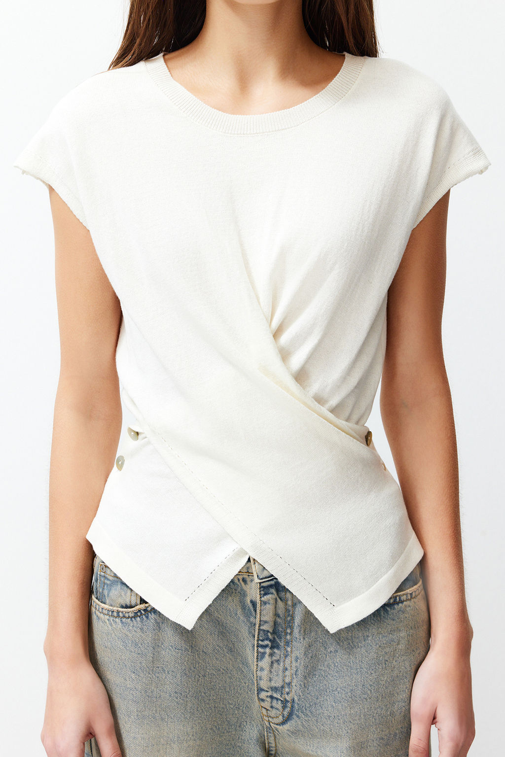 Trendyolmilla Ekru Pamuklu T-Shirt Gorunumlu Triko Bluz TWOSS24BZ00266  фото 4