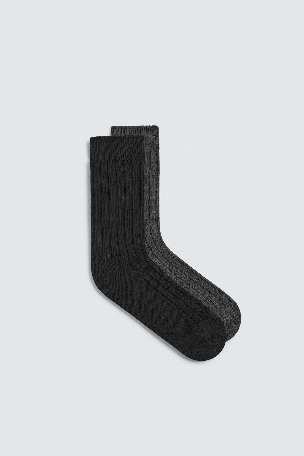 2-PACK OF RIBBED SOCKS