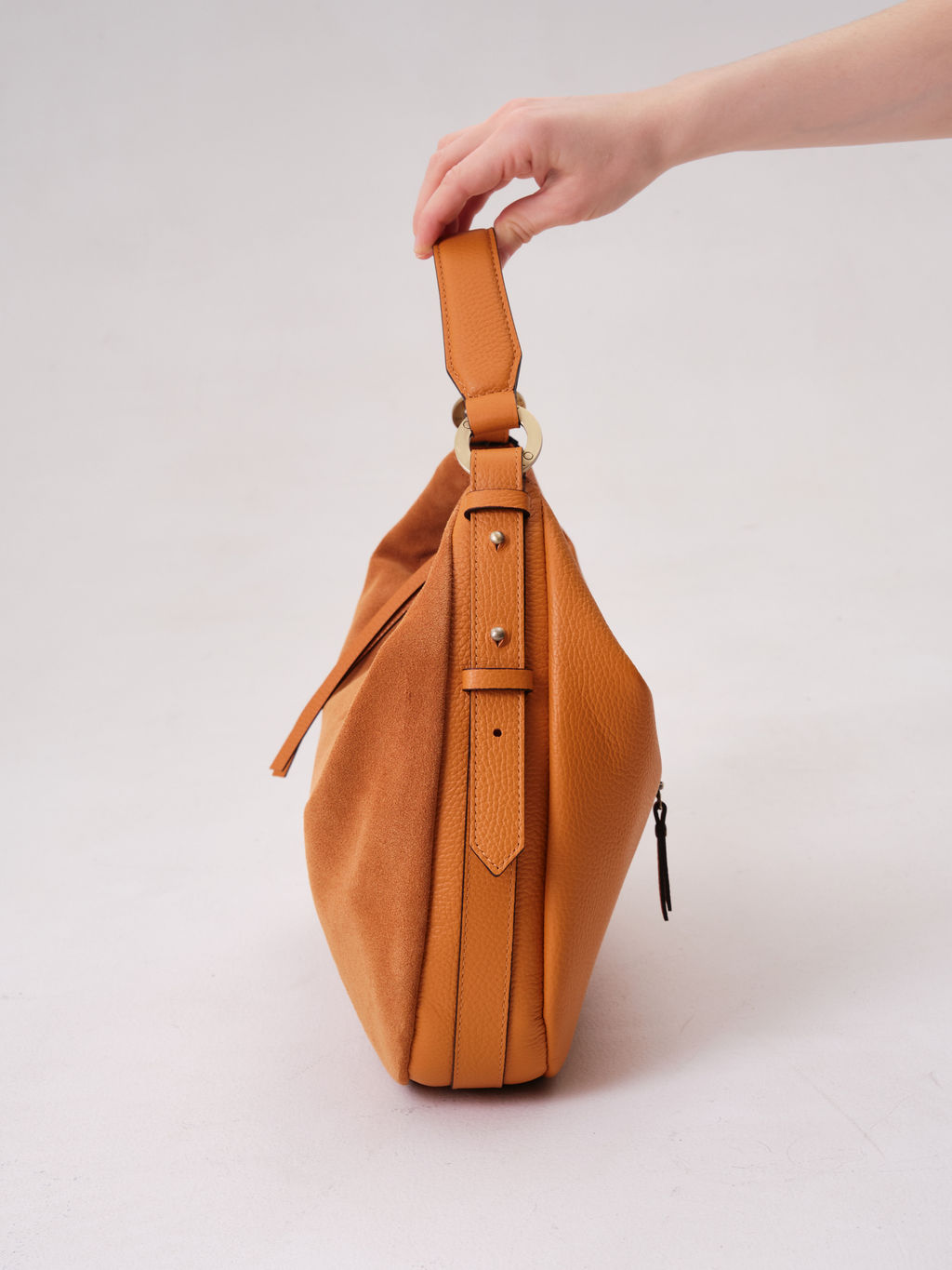 Сумка замшевая багет Azaro 30861 оранжевый карандаш