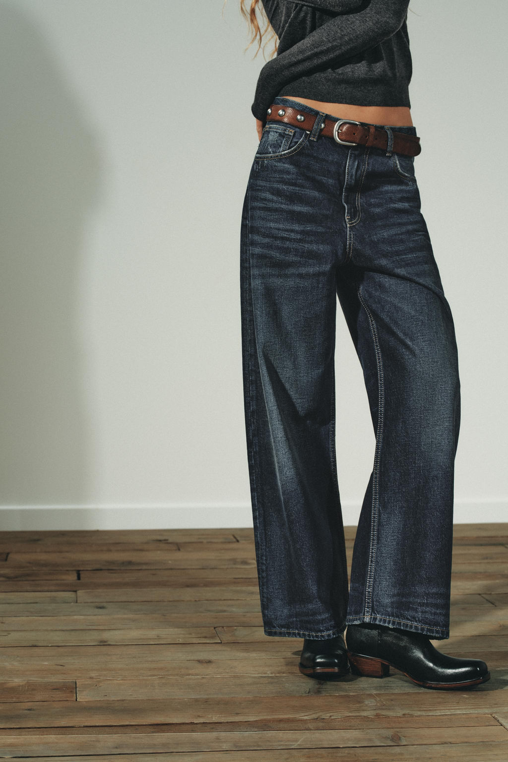 TRF MID-WAIST RIPPED BAGGY JEANS - Zara фото 2