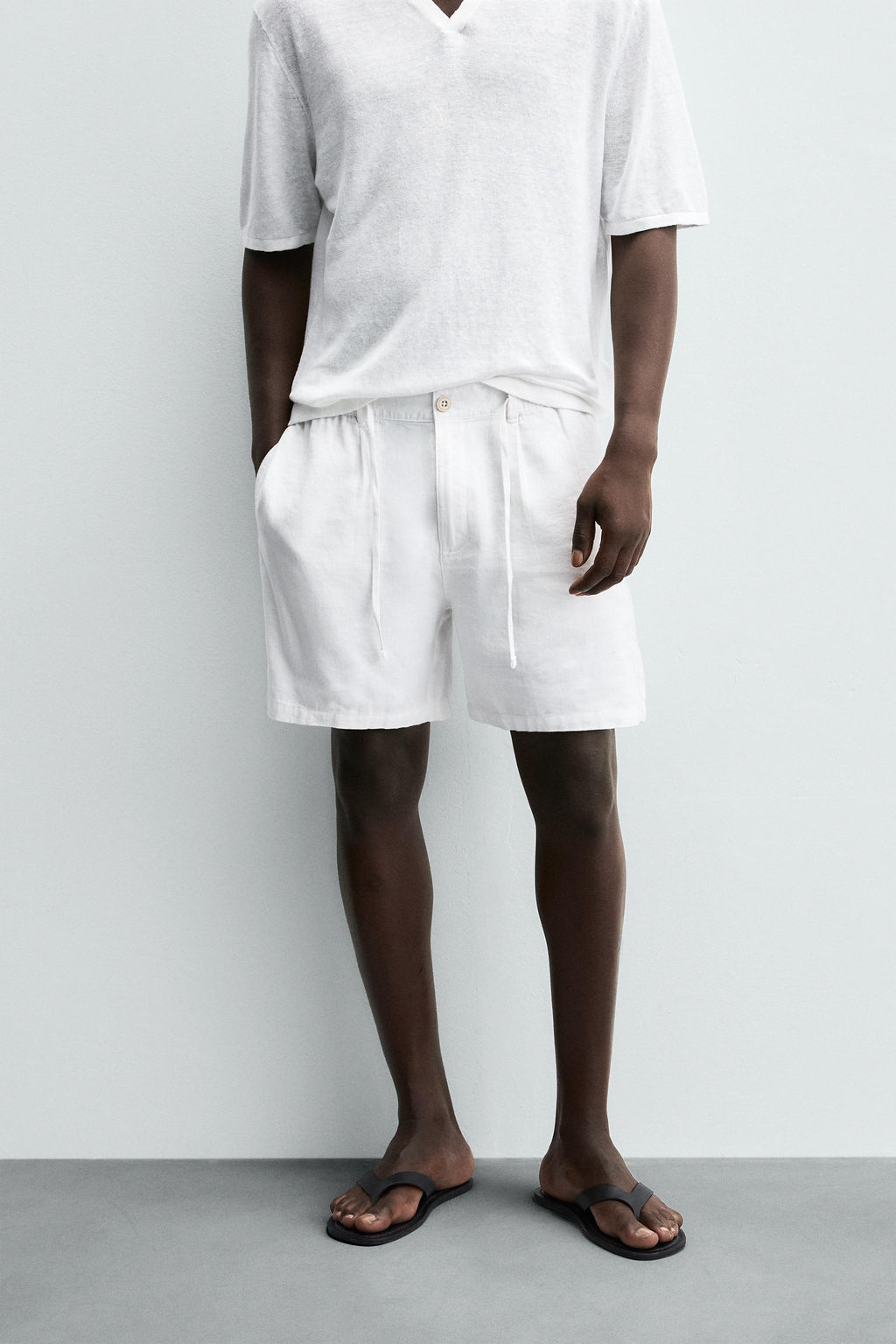 BERMUDA REGULAR FIT LINO ALGOD?N / Blanco