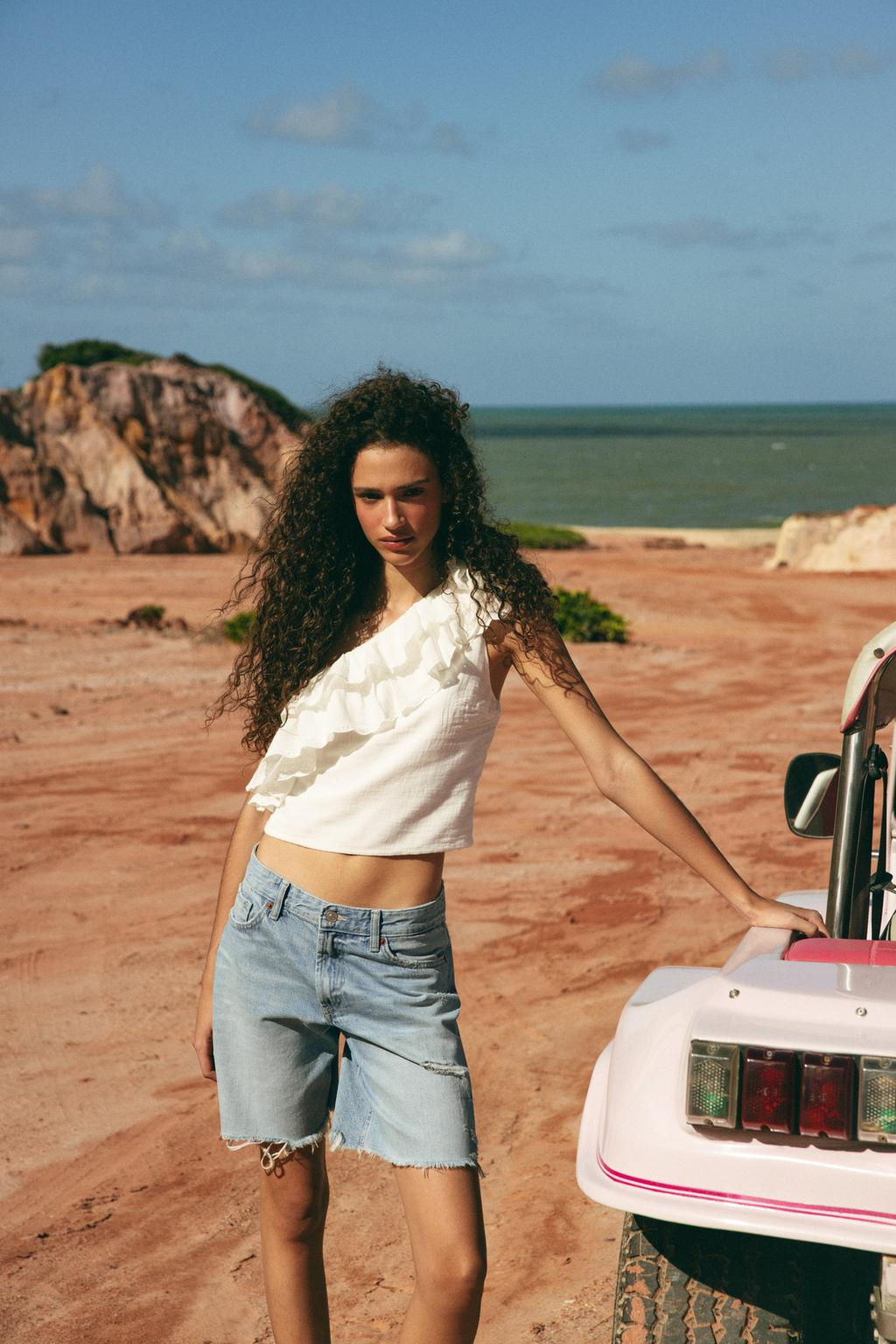 MID-WAIST RIPPED TRF DENIM BERMUDA SHORTS - Zara фото 7