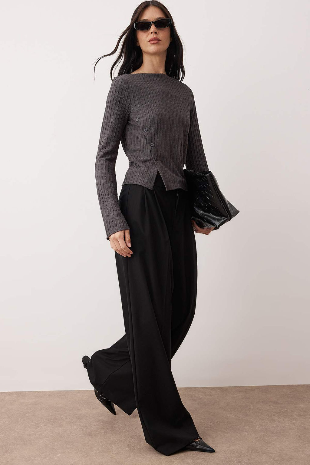 Kahverengi Dugme Detayl? Asimetrik Vucuda Oturan Esnek Orme Bluz TWOAW26BZ00040 - Trendyolmilla фото 5