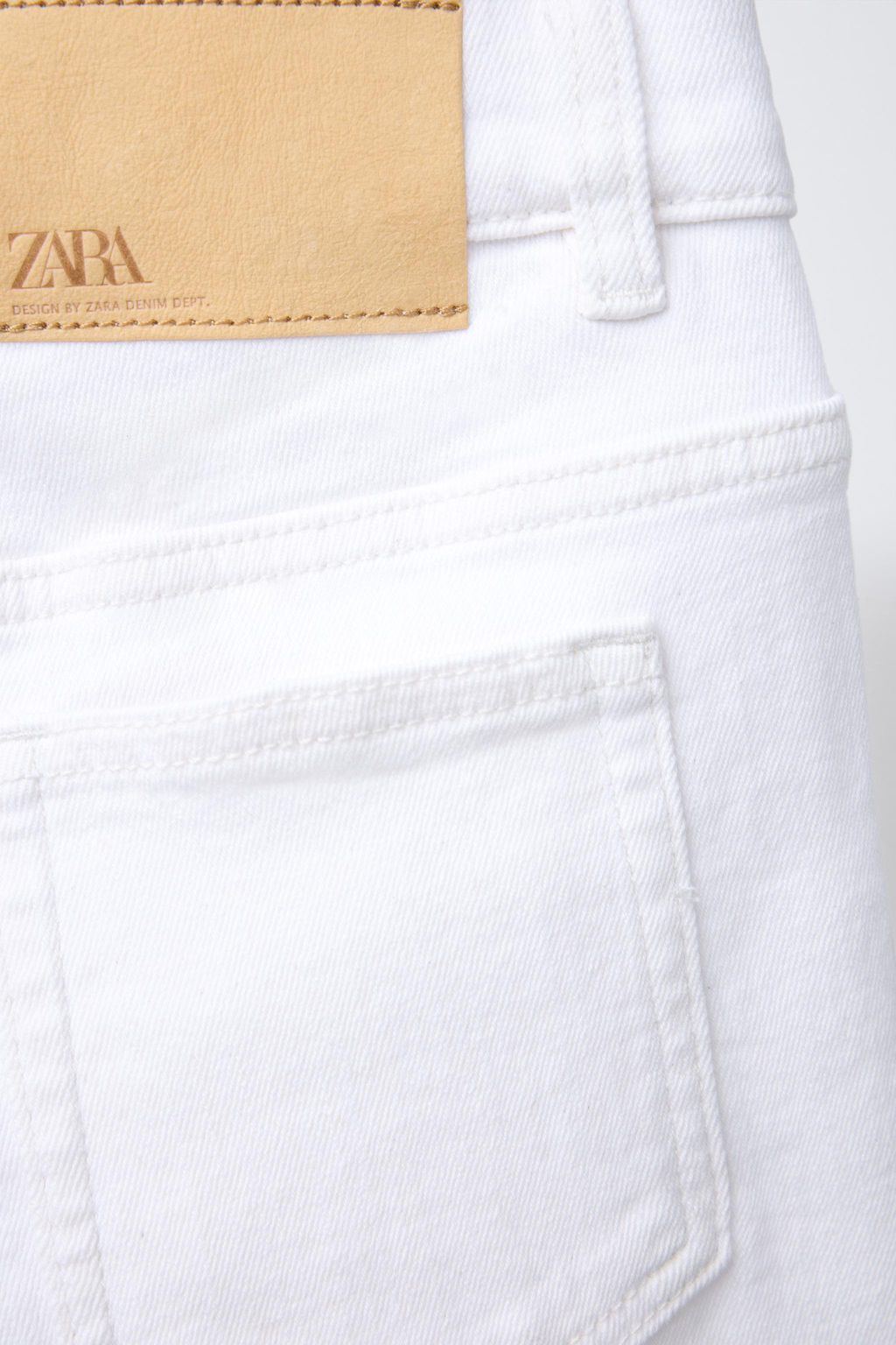 BASIC STRAIGHT DENIM BERMUDA SHORTS - Zara фото 4