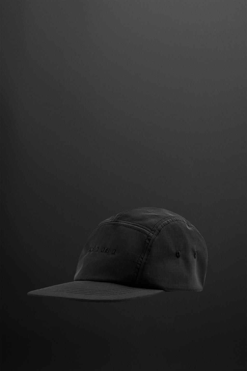 EMBROIDERED TECHNICAL CAP
