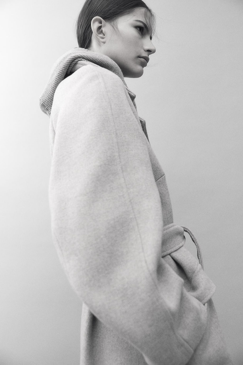 Abrigo con cinturon de anudar - H&m фото 3