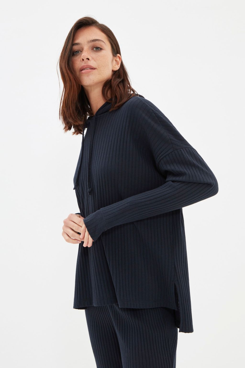 Trendyolmilla Lacivert Kapusonlu Fitilli Orme Pijama Tak?m? THMAW22AU0334  фото 8