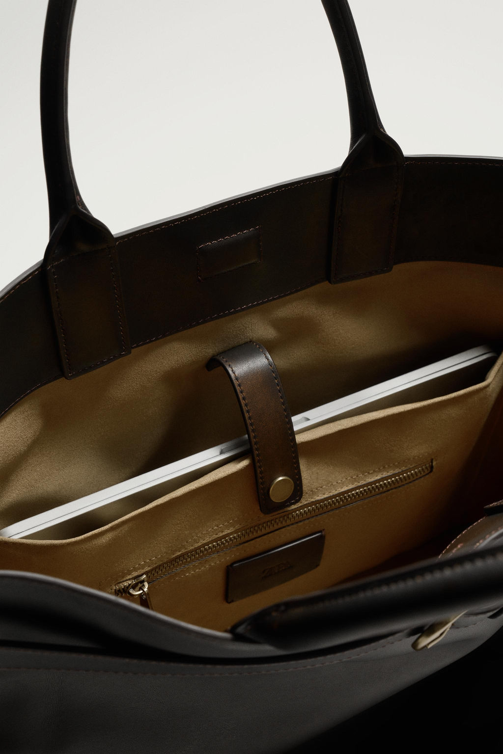 BOLSO DE MANO PIEL / Marr?n - Zara фото 16