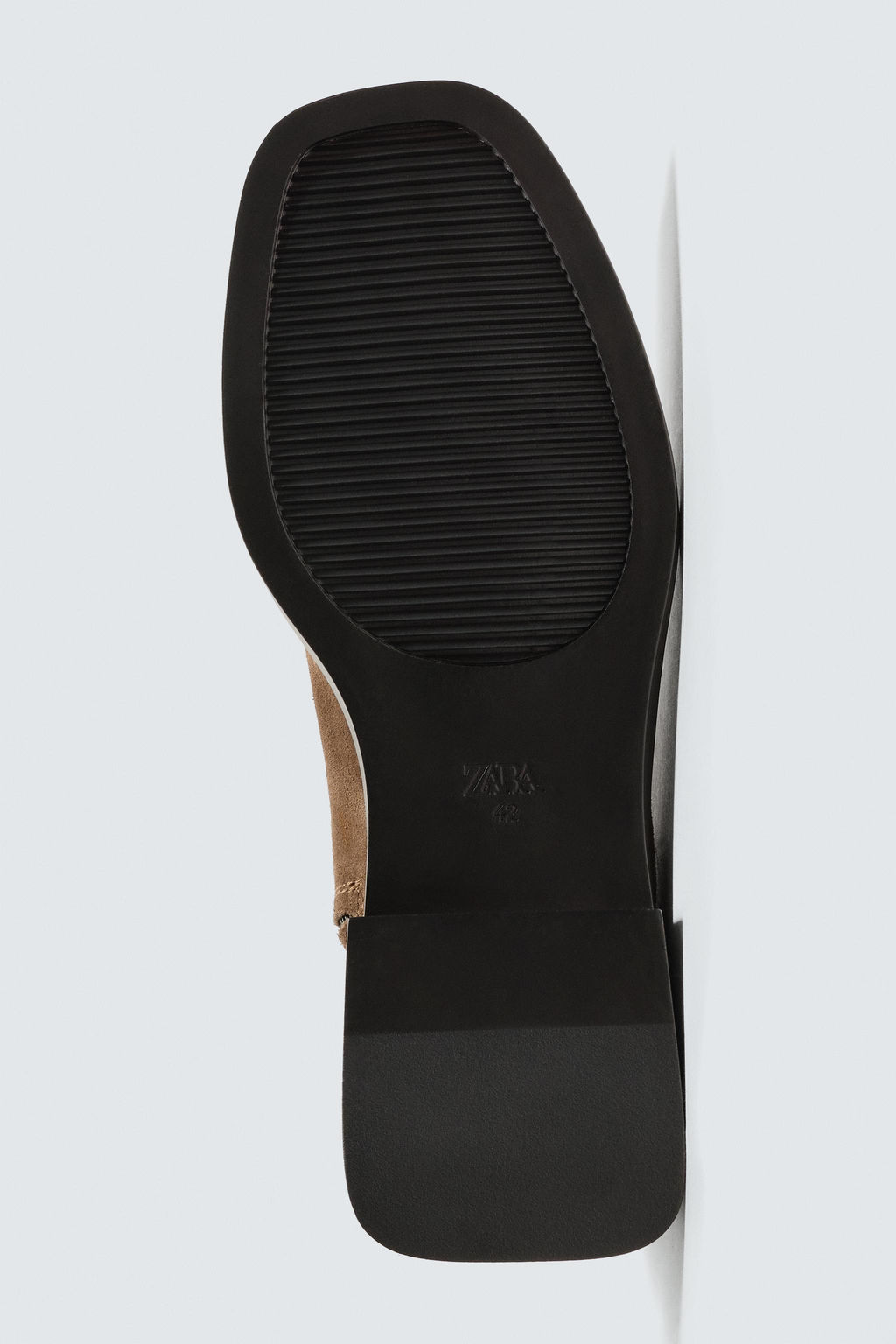 LEATHER BOOTS WITH TOPSTITCHING - Zara фото 4