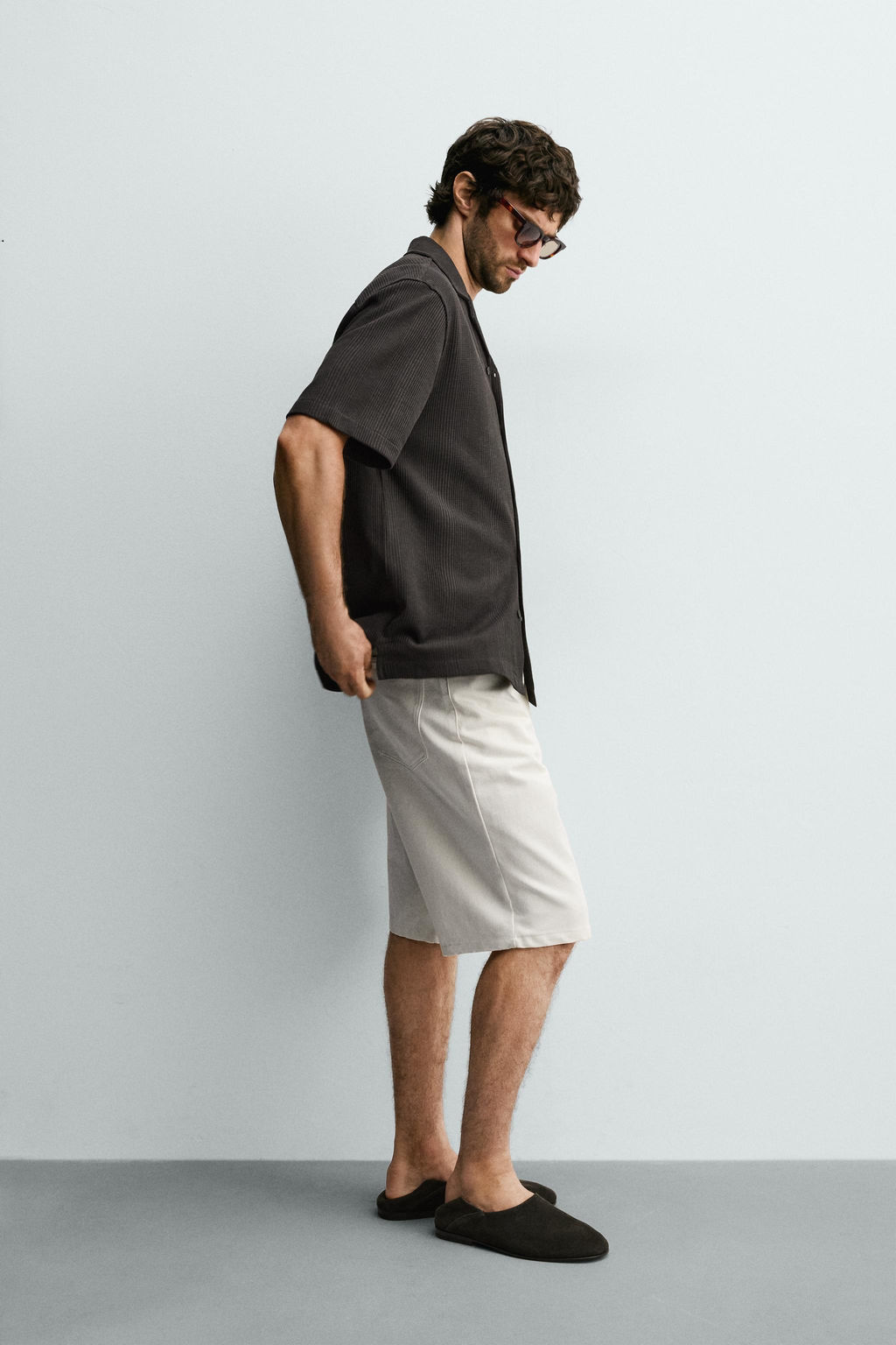 CAMISA REGULAR FIT ESTRUCTURA / Carb?n - Zara фото 4