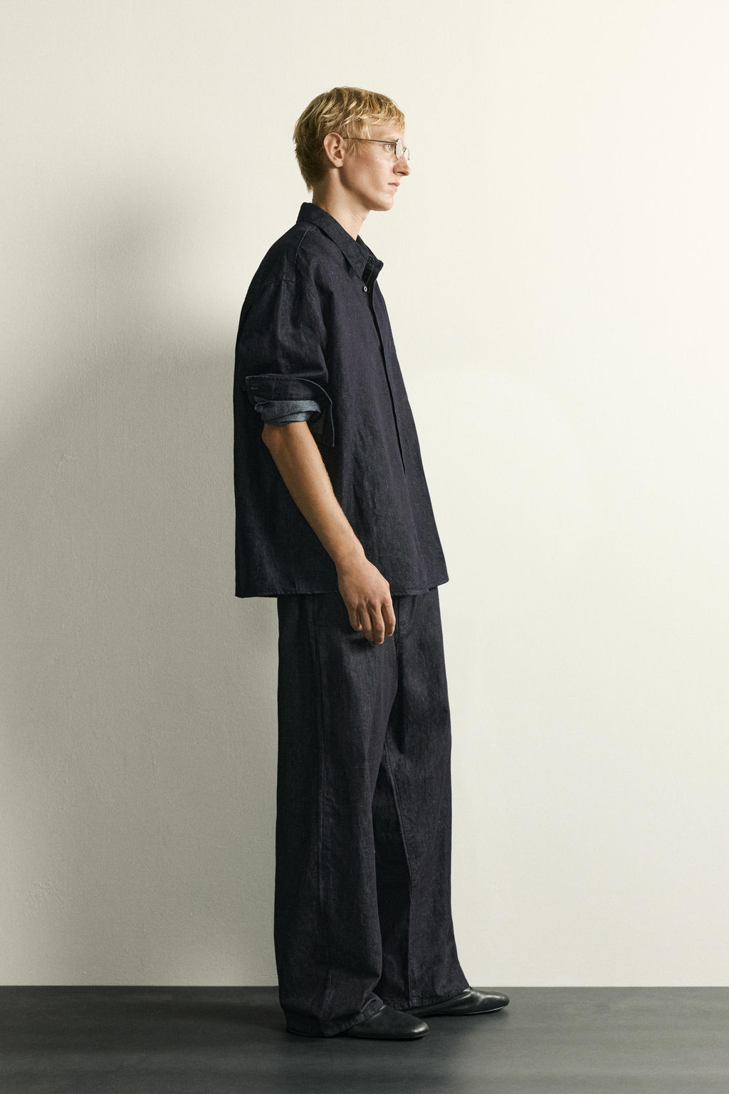 CAMISA DENIM LIGERO RELAXED FIT / ?ndigo - Zara фото 4