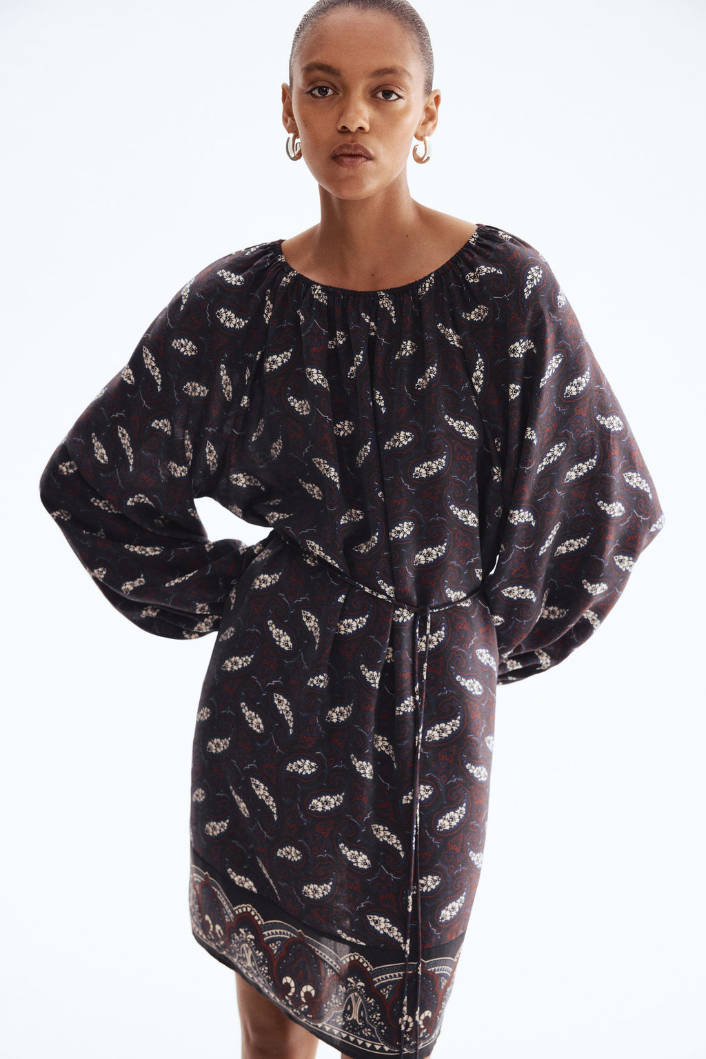 Vestido oversize con cintur?n de anudar - H&m фото 2