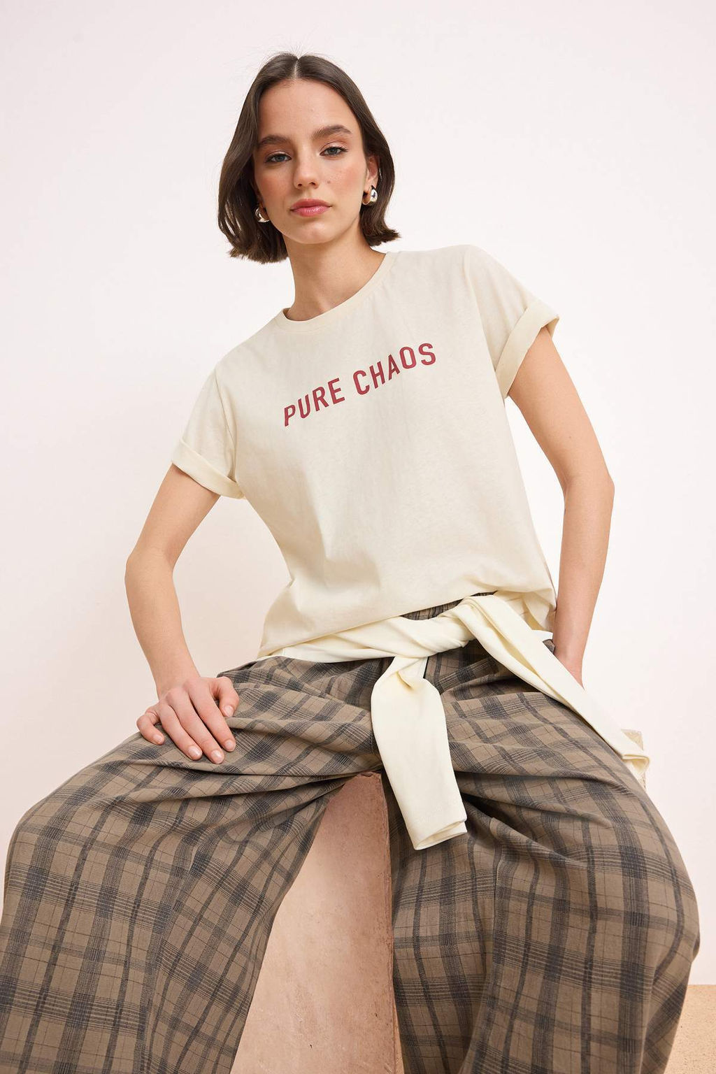 Tas Slogan Regular/Normal Kal?p K?sa Kollu %100 Pamuk Orme T-Shirt TWOSS26TS00083 - Trendyolmilla фото 2