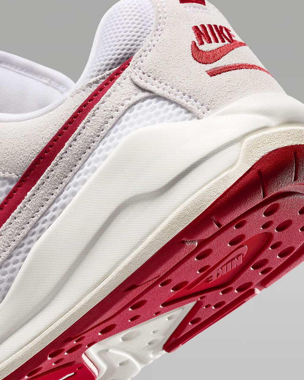 Кроссовки мужские