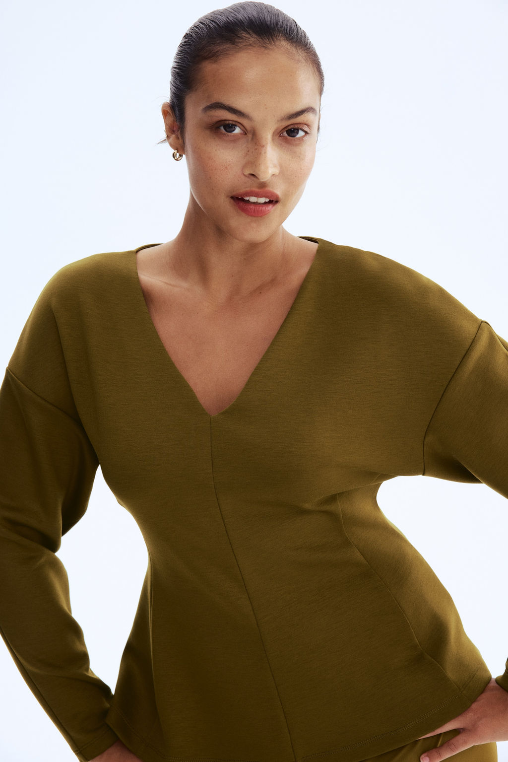 Top entallado efecto neopreno - H&m фото 8