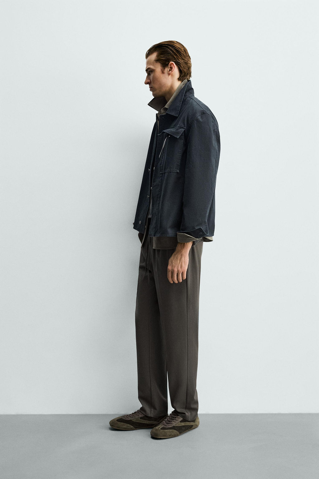 PANTAL?N CINTURA JOGGER CONFORT / Verde medio