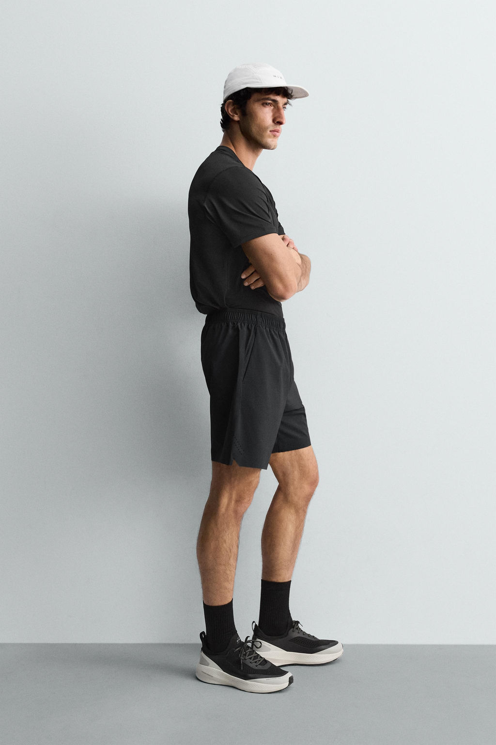 PANTALONES CORTOS ENTRENAMIENTO 9 / Marr?n - Zara фото 4