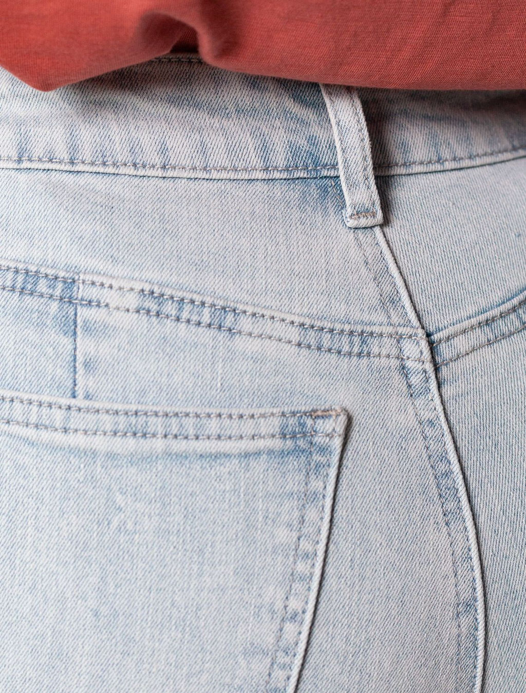 Джинсы трубы из эластичного денима - Vilatte фото 4