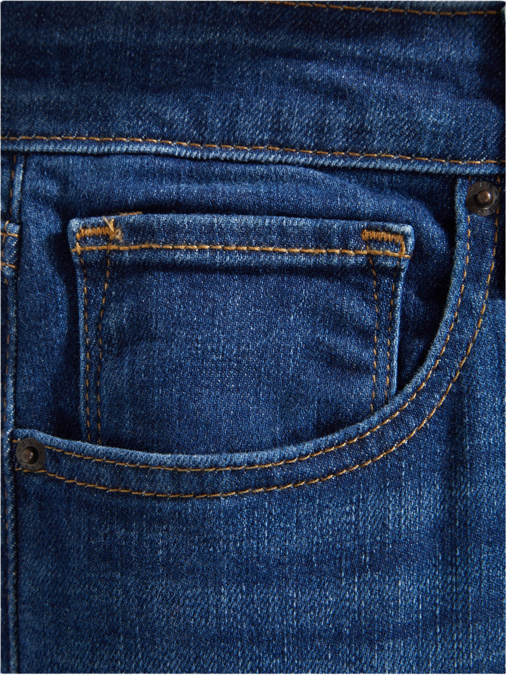 Джинсы женские