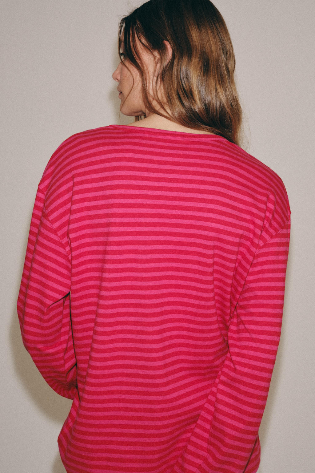 CAMISETA RAYAS ALGOD?N Y LINO / Rosa / Lila - Zara фото 2