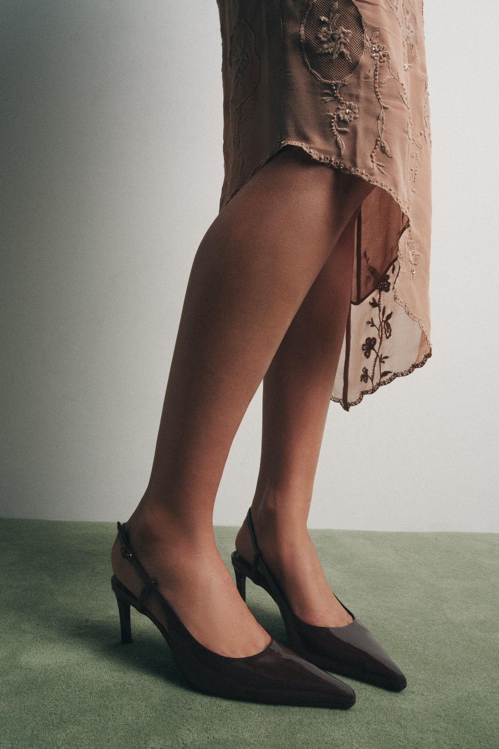 FAUX PATENT HIGH-HEEL SLINGBACK SHOES