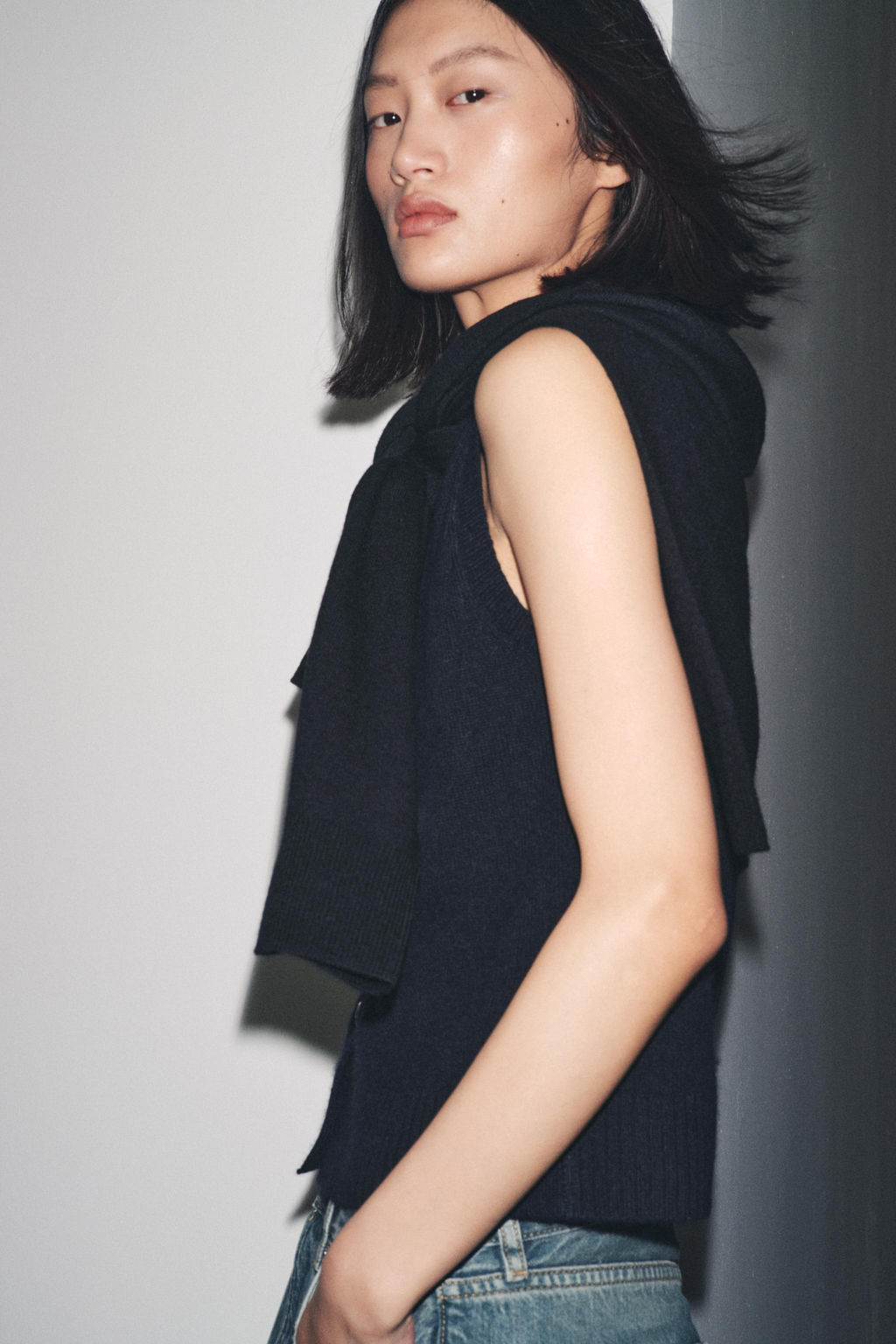 GOLD BUTTON WOOL VEST - Zara фото 4