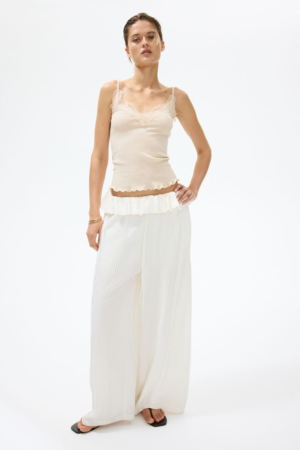 Top en punto pointelle con ribete de encaje - H&m фото 5