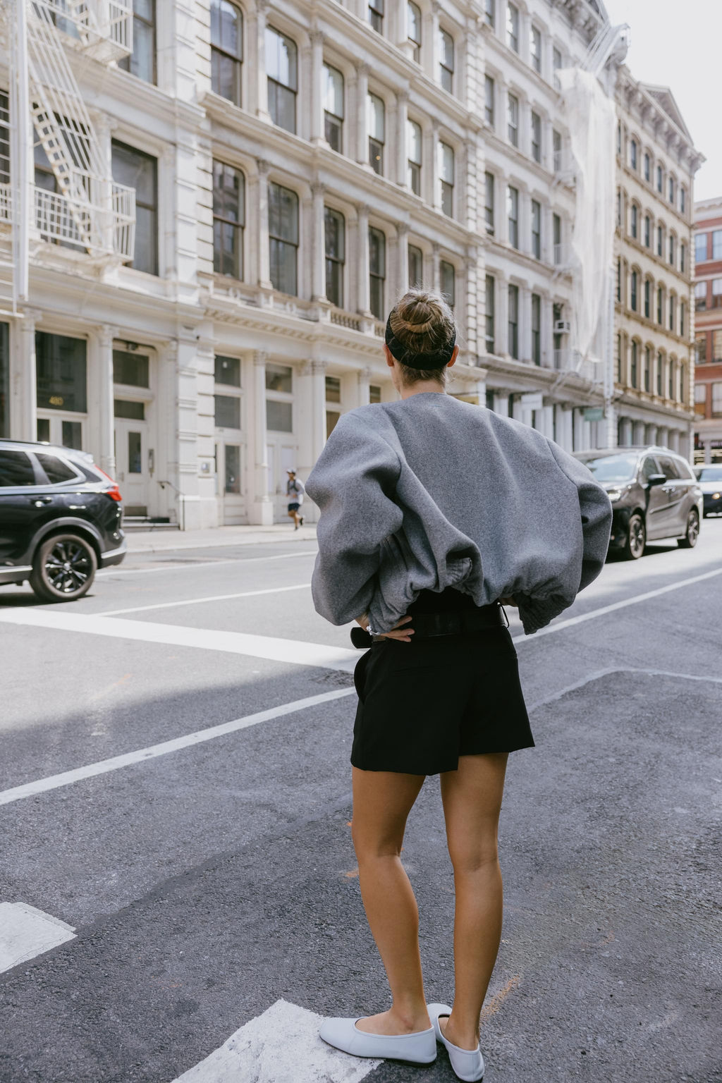 LEATHER TOPSTITCHED BALLERINA
