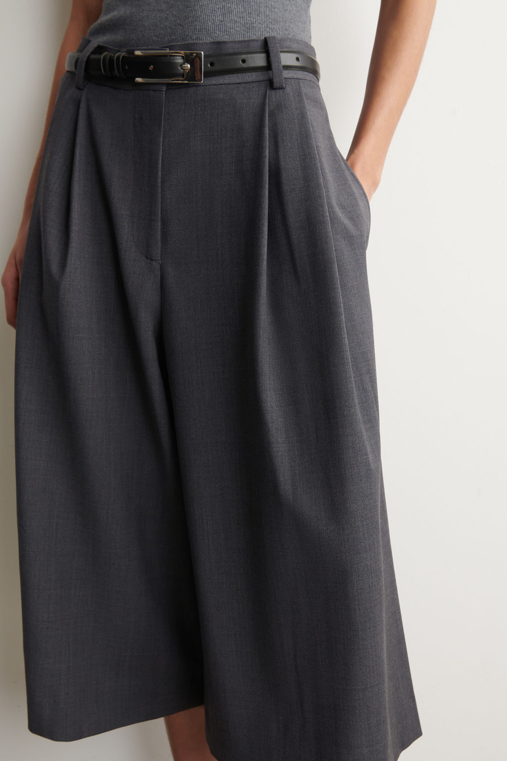 PANTAL?N CULOTTE CON PINZAS EN MEZCLA DE LANA - H&m фото 3