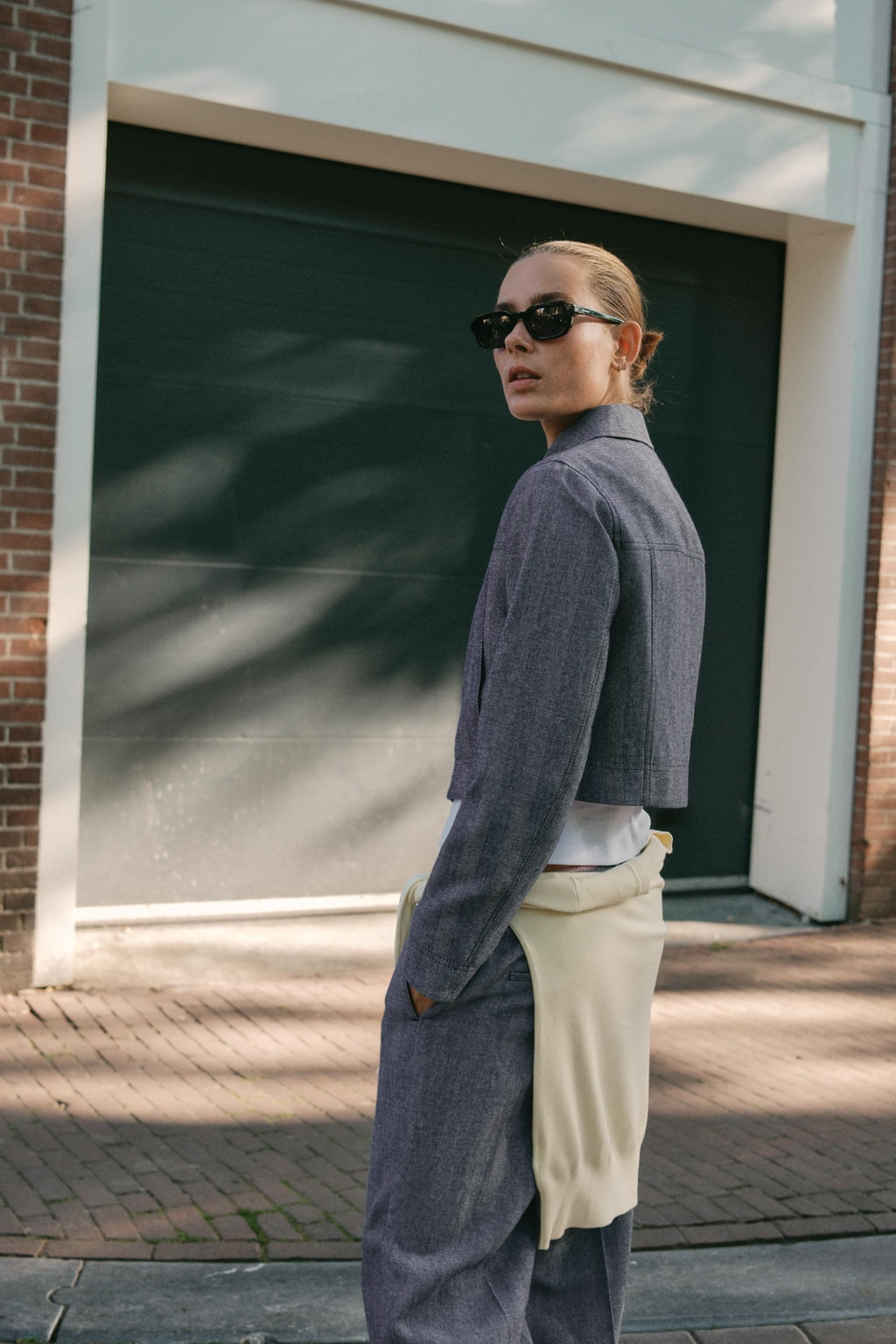 STITCHED DETAIL TROUSERS WITH BELT LOOPS - Zara фото 5