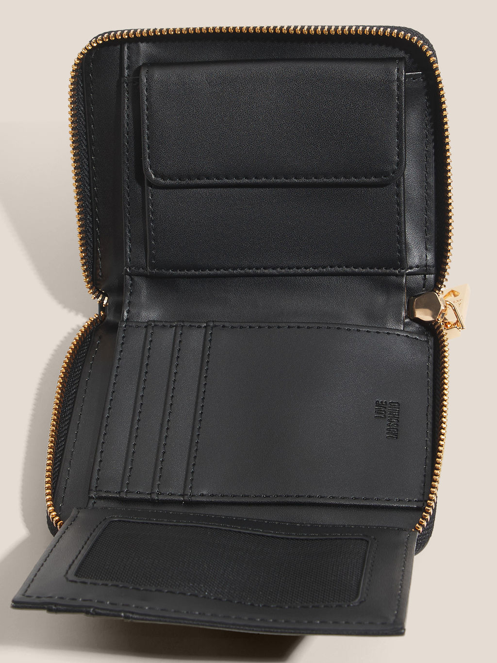 Женский кошелёк LOVE MOSCHINO SLG EMBOSSED Q Артикул 4561396, черный