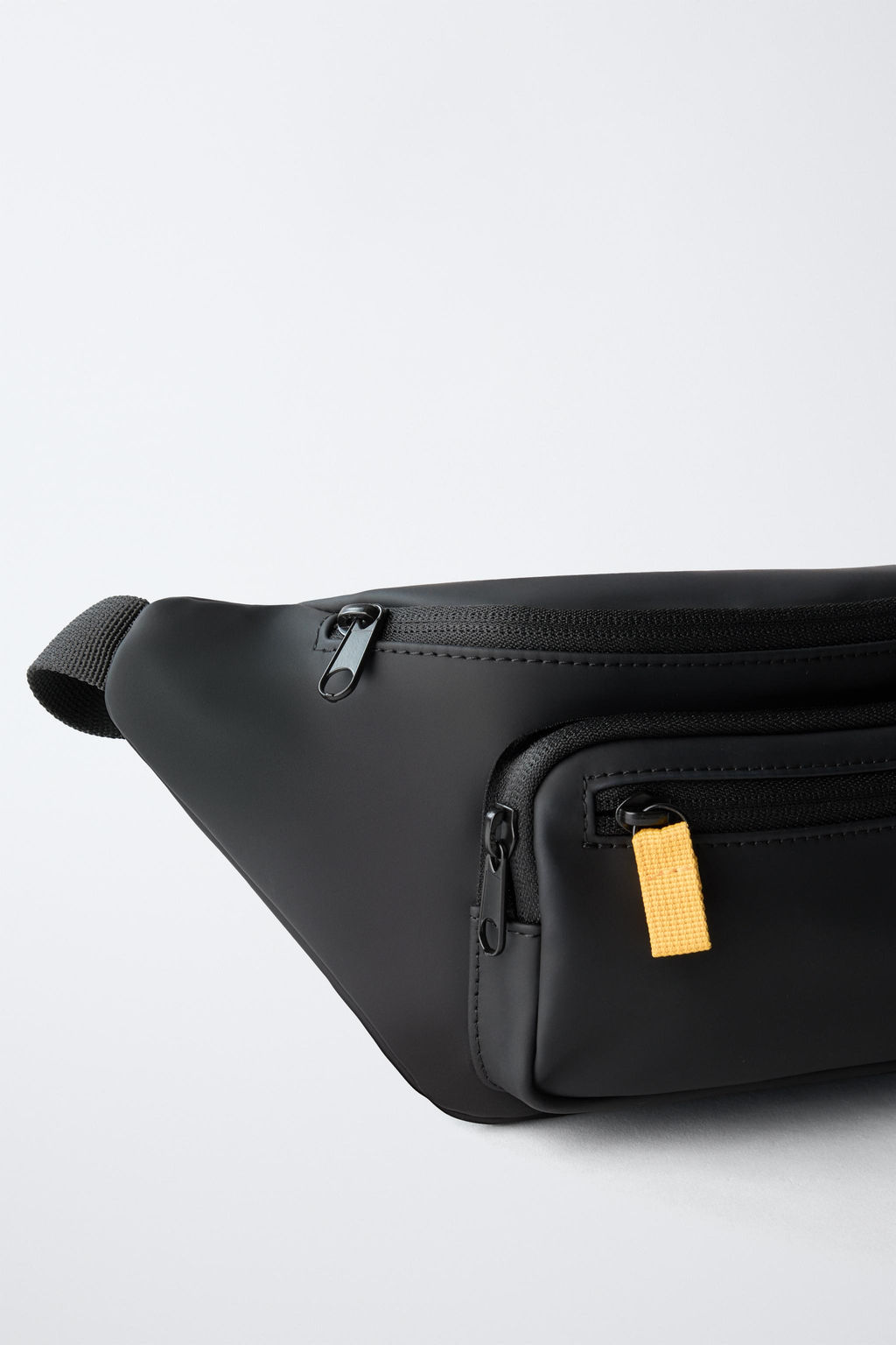 RUBBERISED BELT BAG - Zara фото 3