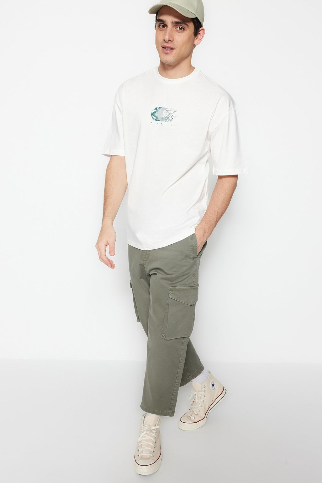 TRENDYOL MAN Siyah Oversize/Genis Kesim Bask?l? %100 Pamuklu T-Shirt TMNSS23TS00261 - Trendyolmilla фото 6