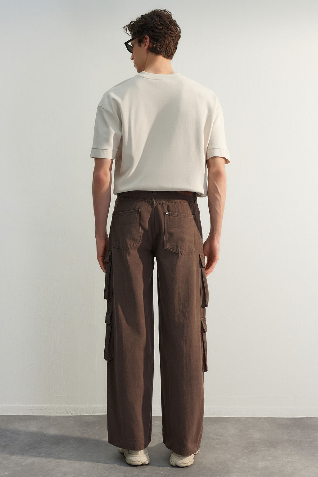 TRENDYOL MAN Limited Edition Kahverengi Premium Cepli Baggy Kargo Pantolon TMNSS23PL00036 - Trendyolmilla фото 12