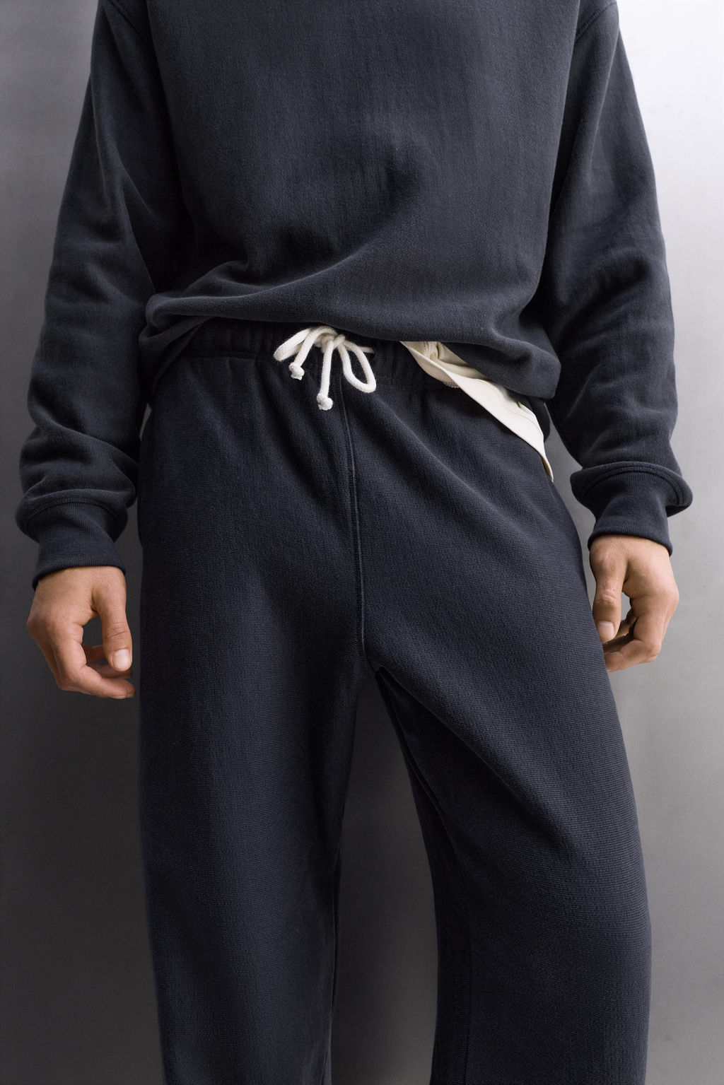 RELAXED FIT JOGGER TROUSERS - Zara фото 9