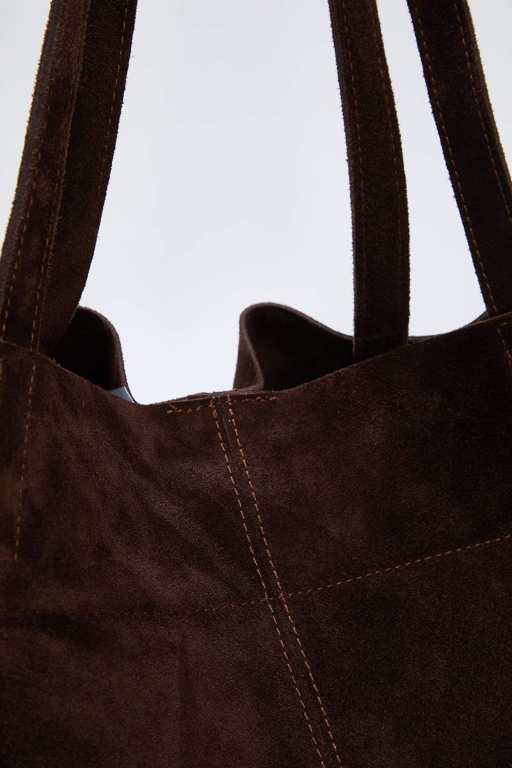Koyu Kahverengi Premium Hakiki Deri Suet Kad?n Maksi Boy Omuz Cantas? TAKAW26OC00041 - Trendyolmilla фото 5