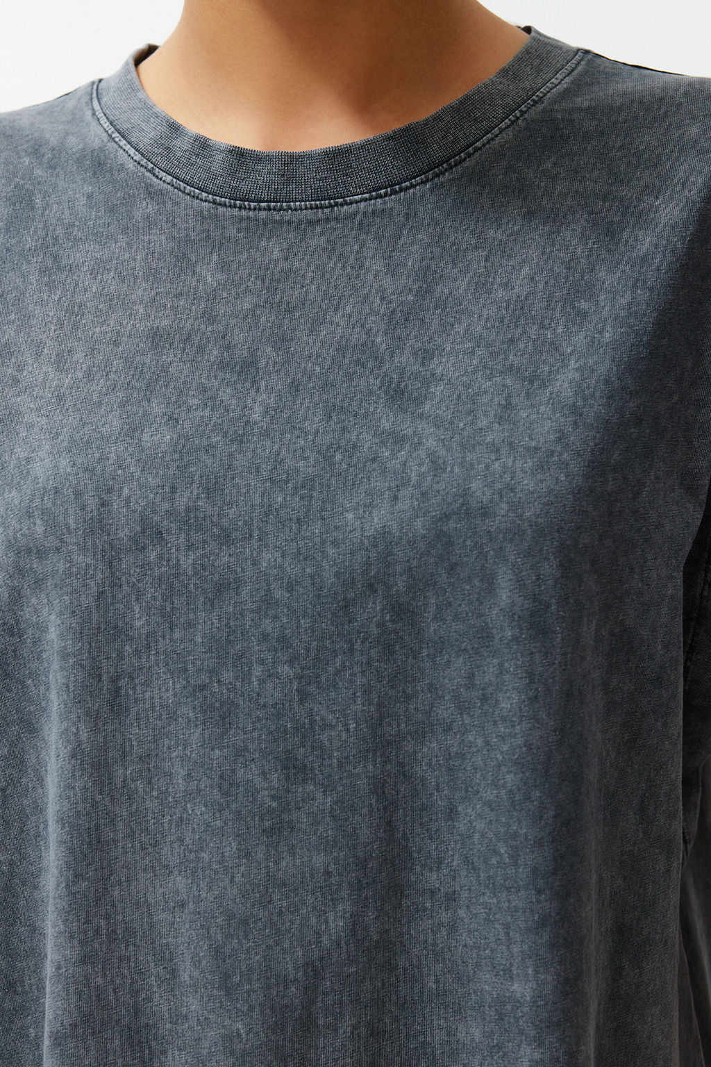 TRENDYOLMILLA Antrasit Y?kamal?/Soluk Efektli Shift/Duz Kesim Orme Elbise TWOSS24EL00126  фото 12