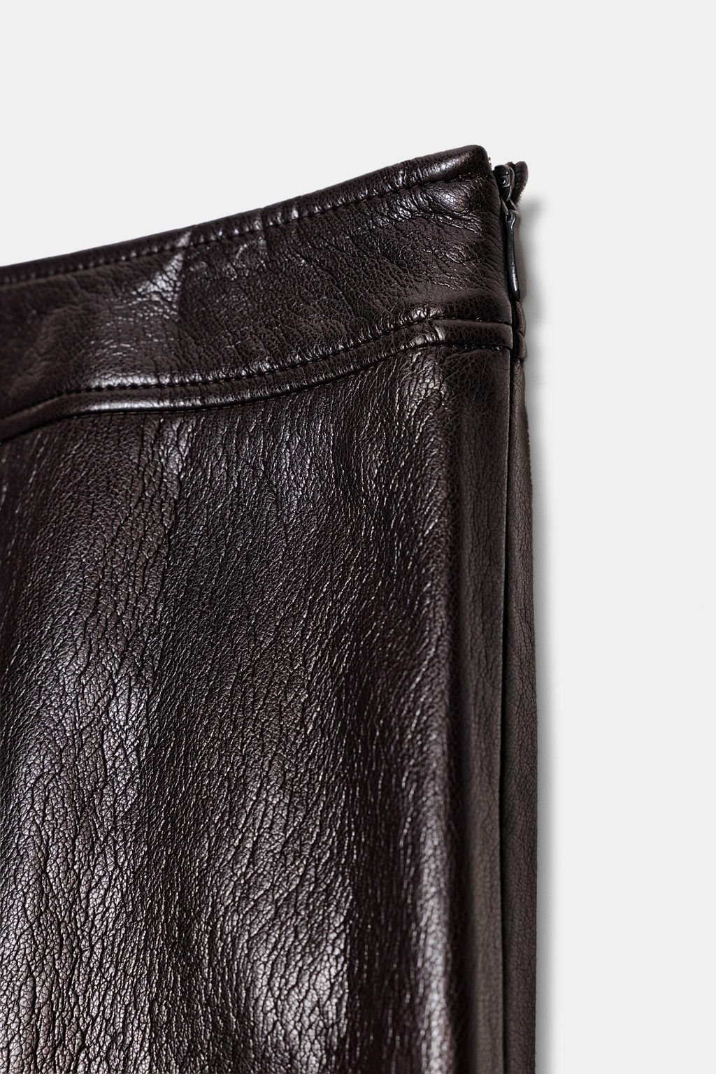 LEATHER EFFECT MIDI SKIRT - Zara фото 9
